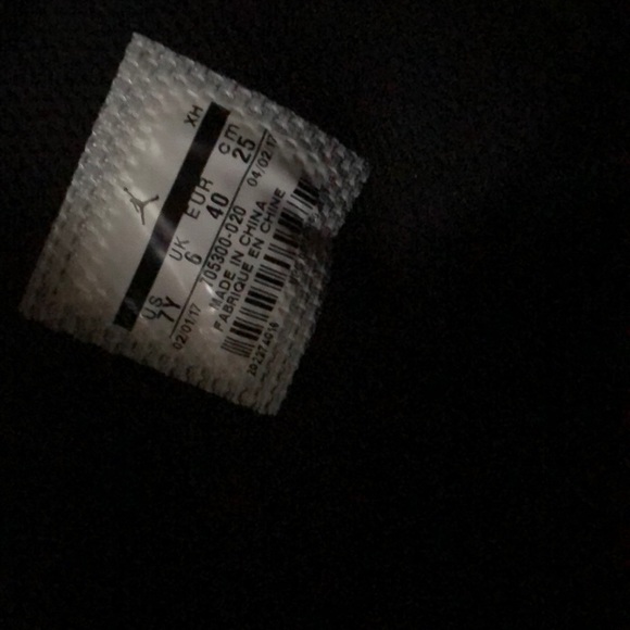 Retro 1s ❣️✨ - Picture 5 of 5